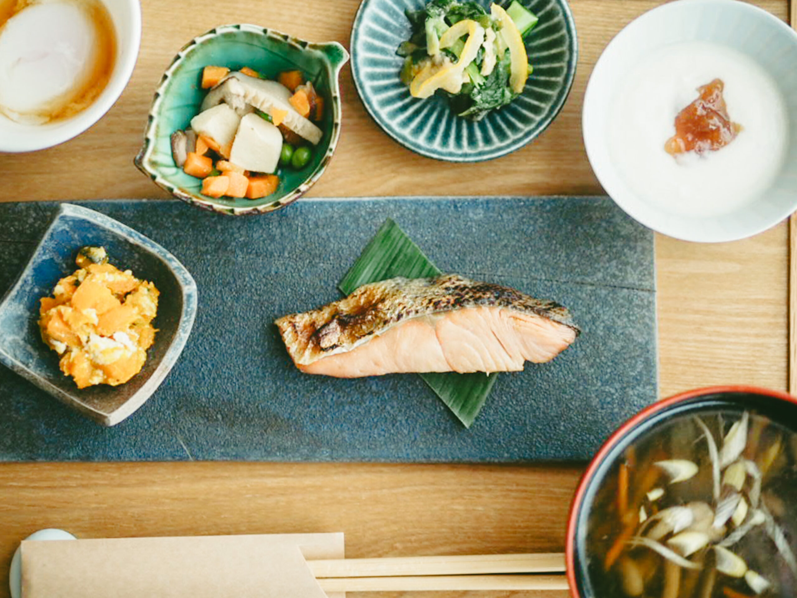 小宿かぢやの朝食とおもてなしのイメージ